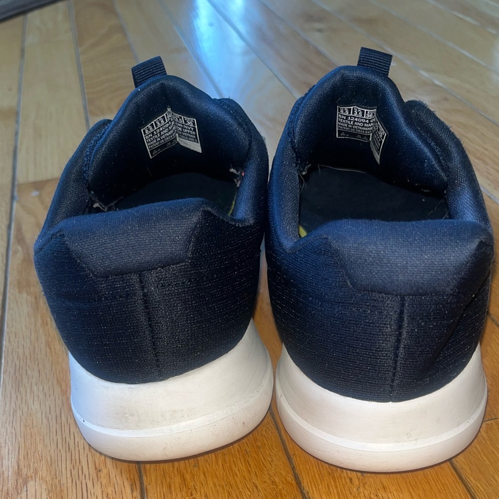 Women’s Navy Blue GoWalk Skechers Shoes- Size 6.5 - Picture 15 of 16